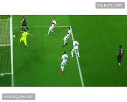 罗马签下荷兰锋线新星马伦：意甲豪门的进攻新武器